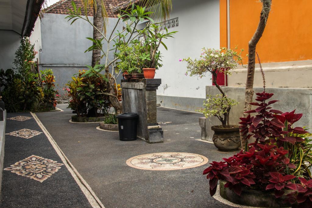 Nyoman Guesthouse Canggu Exteriér fotografie